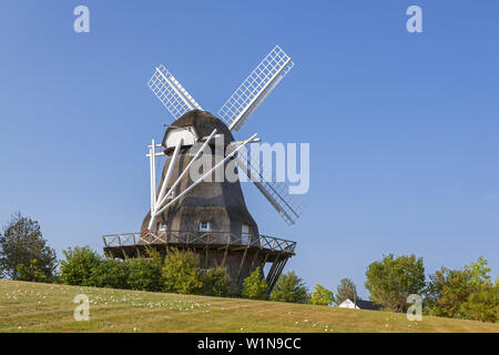 Mulino a vento a Soby, Isola di AErø, Sud Funen arcipelago, danese del Mare del sud le isole, sud della Danimarca, la Danimarca, la Scandinavia, il Nord Europa Foto Stock