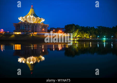 Stato di Sarawak assemblea legislativa Landmark Building di Kuching Foto Stock