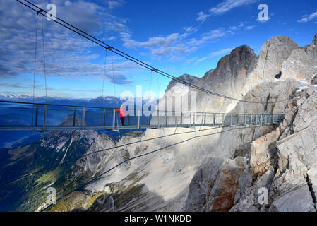 Skywalk al Dachstein stazione superiore, Ramsau oltre a Schladming, Stiria, Austria Foto Stock