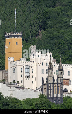 Castello di Stolzenfels dal Reno a Coblenza, Valle del Reno superiore e centrale, Rheinland-Palatinate, Germania, Europa Foto Stock