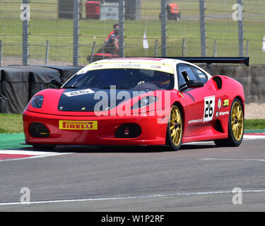 Colin Sowter, Ferrari 430 Challenge, Ferrari Club Racing Series, Vintage Sports Car Club, VSCC, Formula Vintage, Round 3, Donington Park, Inghilterra, Giu Foto Stock