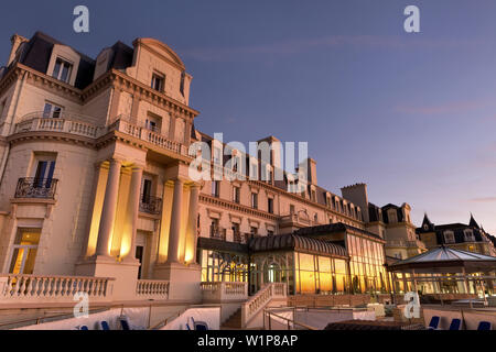 Le Grand Hotel des Thermes, St-Malo, Bretagne, Francia Foto Stock