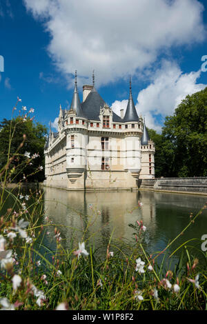 Chateau Azay-le-Rideau, castello rinascimentale, Loire, Sito Patrimonio Mondiale dell'UNESCO, Dipartimento Indre-et-Loire, Francia Foto Stock