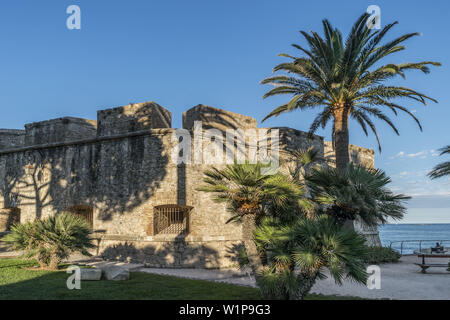 Musée d'Archéologie, Il museo di archeologia, Fort Saint-Andre, pietra difensiva, Bastione Saint Andre, Antibes, Côte d'Azur (Riviera francese) Foto Stock