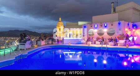 Pool Lounge Bar, AC Hotel Malaga Palacio, Malaga Andalusia, Spagna Foto Stock