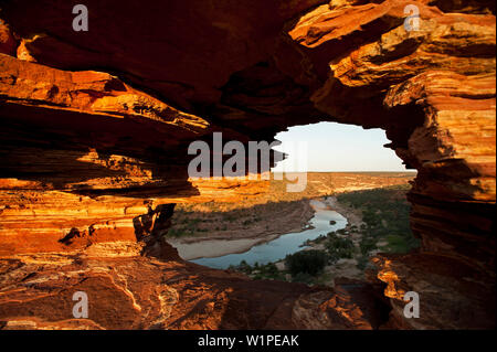 Vista attraverso la natura della finestra per Murchison River Foto Stock