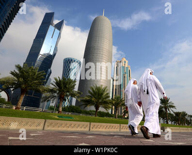 Grattacieli al nord Corniche, Doha, Qatar Foto Stock
