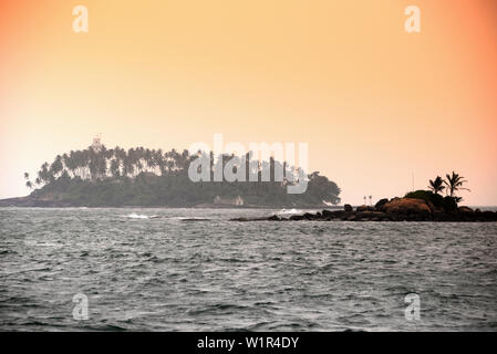 Spiaggia in Aluthgama vicino Beruwela, la Westcoast, Sri Lanka Foto Stock