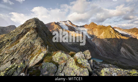 I Paesi Bassi Wilder Freiger, grünau, Alpi dello Stubai, Tirolo, Austria Foto Stock