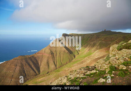 Barranco de la Poceta vicino alla chiesa Ermita de las Nieves sulla sommità delle montagne di Famara, Oceano Atlantico, Lanzarote, Isole Canarie, Islas Canarias, Foto Stock