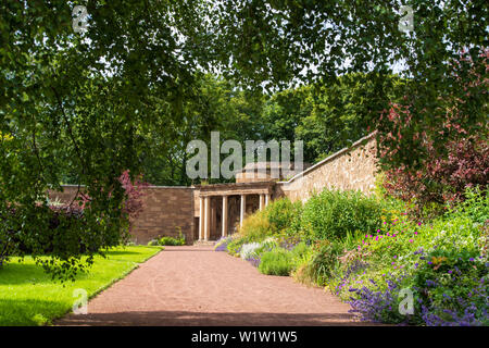 Cala Homes East, Haddington Brochure Amisfield Walled Garden Foto Stock