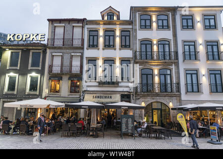 Ristorante Sandeman, Kopke casa del vino, Av. de Diogo Leite, Ribera de Gaia, Porto, Portogallo Porto, Portogallo Foto Stock