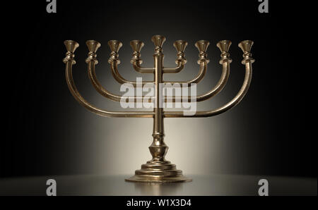 Un drammaticamente oro retroilluminato di colata di un ebreo menorah su sfondo scuro - 3D render Foto Stock