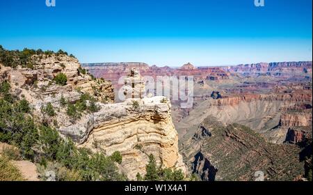 Formazione di roccia Duck su una roccia, canyon paesaggio, roccia erosa paesaggio del Grand Canyon South Rim, del Parco Nazionale del Grand Canyon, Arizona, Stati Uniti d'America, Nord Foto Stock