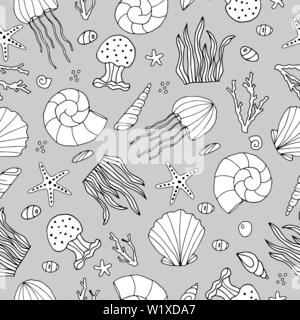 Zentangle stilizzata di conchiglie e di altri abitanti del mare seamless pattern. Disegnato a mano doodle acquatici illustrazione vettoriale. Illustrazione Vettoriale