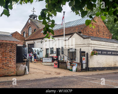 Il Long Shop museo industriale di un museo dedicato alla storia di Richard Garrett e figli a Leiston Suffolk in Inghilterra Foto Stock