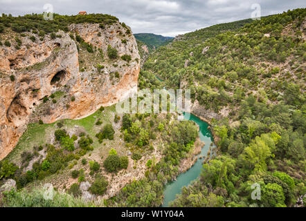 Ventano del Diablo (Devil's finestra), belvedere del Jucar Gorge, Serrania de Cuenca, la gamma della montagna vicino a Cuenca, Castilla la Mancha, in Spagna Foto Stock