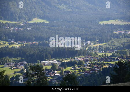 Emberger Alm, Alm, Kärnten, Greifenburg, Spittal, Drau, Spittal an der Drau, Oberkärnten, Baumgrenze, Weißensee, Bergstraße, Kurve, Kehre, Wald, Bergw Foto Stock