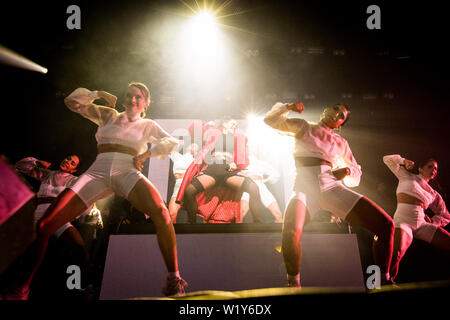 Roskilde, Danimarca. Luglio 03rd, 2019. Lo spagnolo cantautore Rosalia esegue un concerto dal vivo durante il danese music festival Roskilde Festival 2019. (Photo credit: Gonzales foto - Thomas RASMUSSEN). Foto Stock