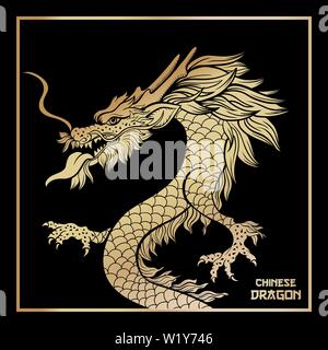 Asian golden dragon vettore modello cartolina. Tradizionale festa cinese creatura su sfondo nero in frame. Oriental serpente mitologico disegnati a mano illustrazione. Saluto Anno Nuovo design della scheda Illustrazione Vettoriale