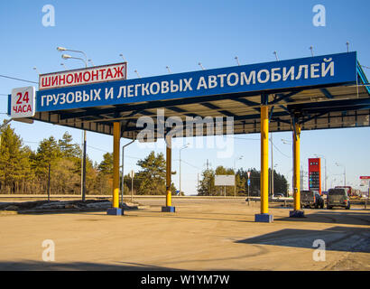 Voronezh, Russia - 13 Marzo 2019: luogo per i carrelli pneumatici Foto Stock