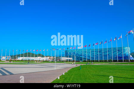 Russia - 14 ottobre 2018-Sochi Olympic Park. Palazzo del ghiaccio iceberg. Foto Stock