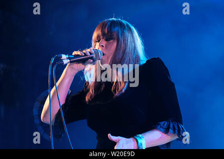 Pilton, Somerset, Regno Unito. Il 28 giugno 2019. Cat Power di eseguire sul palco del festival di Glastonbury, Somerset Foto Stock