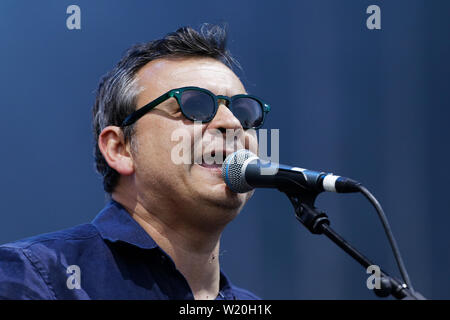 Nella foto: James Dean Bradfield. Sabato 29 Giugno 2019 Re: manic street predicatori concerto presso il Castello di Cardiff, nel Galles del Sud, Regno Unito. Foto Stock