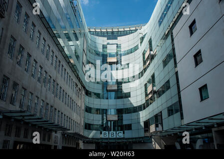 La nuova BBC Television Centre in seguito a spostarsi dalla città bianca nel 2013. Foto Stock