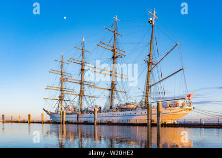 Giapponese Tall Ship, Kaiwo Maru, re del mare, le navi a Riva Festival, Richmond, British Columbia, Canada. Foto Stock