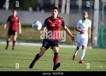 Cardiff, Regno Unito. 04 Luglio, 2019. Eliot Evans di Cardiff ha incontrato in azione. UEFA Europa League preliminari di turno di qualificazione corrispondono, seconda gamba, Cardiff Metropolitan University (Galles) v FC Progres Niederkorn (Lussemburgo) a Cardiff International Sports campus Stadium di Cardiff, Galles del Sud giovedì 4 luglio 2019. Editoriale solo utilizzo. pic da Andrew Orchard/Andrew Orchard fotografia sportiva/Alamy Live News Credito: Andrew Orchard fotografia sportiva/Alamy Live News Foto Stock