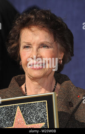 LOS ANGELES, CA. Dicembre 08, 2009: attrice francese Leslie Caron è stato onorato oggi con la 2,394th della stella sulla Hollywood Walk of Fame. © 2009 Paul Smith / Featureflash Foto Stock