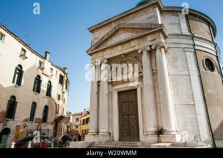 Venezia, Italia - aprile, 2018: La Maddalena chiesa a Venezia costruito nel 1780 Foto Stock