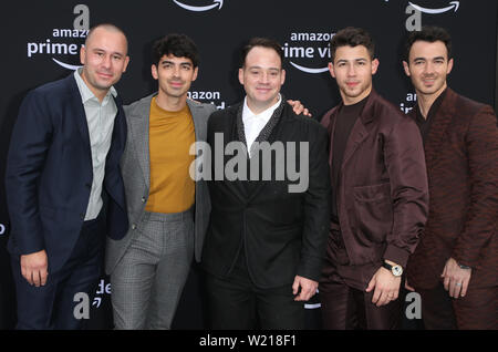 Premiere mondiale di Jonas Brothers' a caccia di felicità con: Phil mcintyre, Joe Jonas, John Taylor, Nick Jonas, Kevin Jonas dove: Los Angeles, California, Stati Uniti quando: 03 giu 2019 Credit: FayesVision/WENN.com Foto Stock