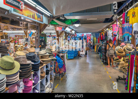 Negozi in Cairns mercati notturni, Cairns, Queensland, Australia Foto Stock