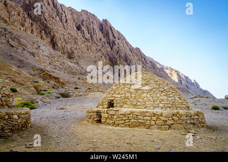 Vista delle antiche tombe di alveare vicino Al Ain, Emirati arabi uniti Foto Stock