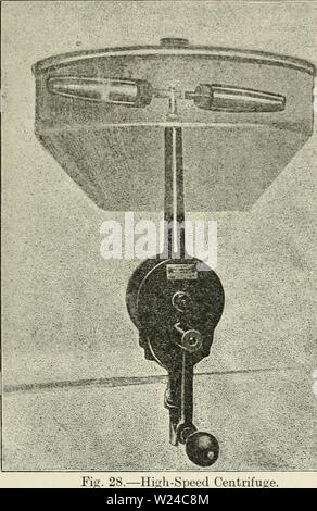 Immagine di archivio da pagina 228 di latticini chimica; un manuale pratico. Chimica dei prodotti lattiero-caseari; un manuale pratico per la latteria chimici e altri avente il controllo delle latterie dairychemistryp00ricco anno: 1920 COLOL anello-QUESTIONI. 213 fosfina (di-ammino-fenil-acridina solitamente miscelato con di- ammina)-toluile-acridina) o caramello è stato utilizzato. Pertanto è meglio utilizzare il metodo generale :-prendere 50 c.c. (O PIÙ) di latte, fanno solo alcalina al tornasole, e far evaporare a una pasta, e estrarre i grassi accuratamente con etere. Far evaporare la soluzione eterea e scuotere il grasso con un po' di acqua distillata calda wa Foto Stock