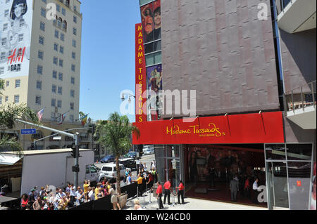 LOS ANGELES, CA. 21 luglio 2009: inaugurazione del museo di Madame Tussauds di Hollywood. La nuova $55 milioni di attrazione è in assoluto il primo museo di Madame Tussauds al mondo ad essere costruito da terra. Si trova su Hollywood Boulevard immediatamente accanto al famoso Grauman's Chinese Theater. © 2009 Paul Smith / Featureflash Foto Stock