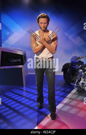 LOS ANGELES, CA. 21 luglio 2009: Hugh Jackman waxwork figura - Inaugurazione del Museo di Madame Tussauds di Hollywood. La nuova $55 milioni di attrazione è in assoluto il primo museo di Madame Tussauds al mondo ad essere costruito da terra. Si trova su Hollywood Boulevard immediatamente accanto al famoso Grauman's Chinese Theater. © 2009 Paul Smith / Featureflash Foto Stock