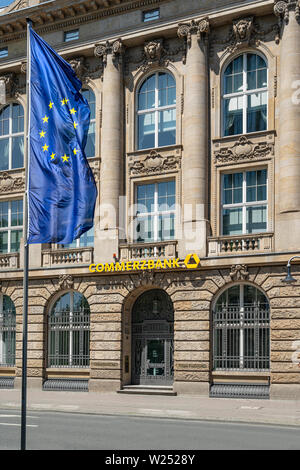 Francoforte, Germania. Luglio 2019. Un ramo della Commerzbank nel centro della città Foto Stock