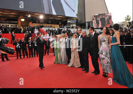 CANNES, Francia. 13 maggio 2009: Cannes i membri della giuria alla serata di apertura di gala per lo screening di 'Up' presso la sessantaduesima edizione del Festival de Cannes. © 2009 Paul Smith / Featureflash Foto Stock