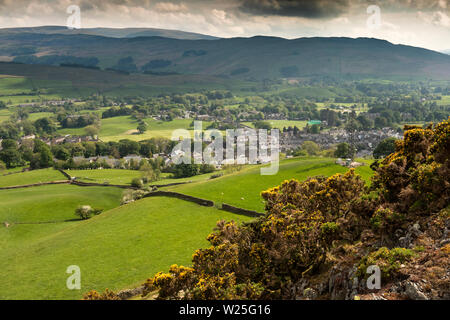 Regno Unito, Cumbria, York, Settlebeck Gill, vista in elevazione da Dales alta via via verso York Town verso Holme Knott Foto Stock