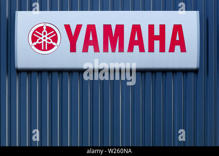 Lione, Francia - 20 Settembre 2015: Yamaha logo su una parete. La Yamaha è una multinazionale giapponese Corporation con sede in Giappone Foto Stock