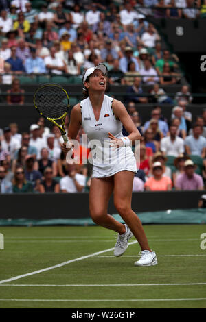 Il torneo di Wimbledon, 6 luglio 2019 - Johanna Konta di Gran Bretagna durante la sua vittoria su American Sloane Stephens nel terzo round in abbinamento a Wimbledon. Credito: Adam Stoltman/Alamy Live News Foto Stock