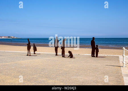 Sculture di spiaggia, da Freshwest sul lungomare di Colwyn Bay Wales UK Foto Stock