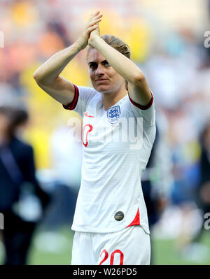 L'Inghilterra del Karen Carney applaude i tifosi alla fine della FIFA Coppa del Mondo Donne terzo posto Play-Off allo Stade de Nice, Nice. Foto Stock