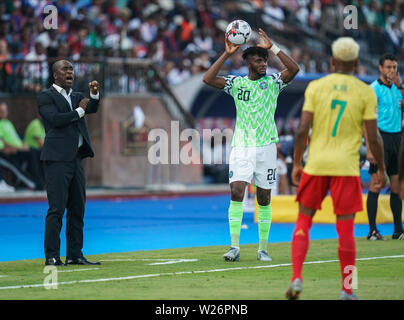 Alessandria, Egitto. 6 luglio 2019. La Francia luglio 6, 2019: Clarence Seedorf del Camerun durante il 2019 African Cup delle Nazioni match tra Camerun e Nigeria alla Alexanddria Stadium in Alessandria, Egitto. Ulrik Pedersen/CSM. Foto Stock