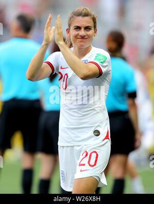 L'Inghilterra del Karen Carney applaude i tifosi alla fine della FIFA Coppa del Mondo Donne terzo posto Play-Off allo Stade de Nice, Nice. Foto Stock