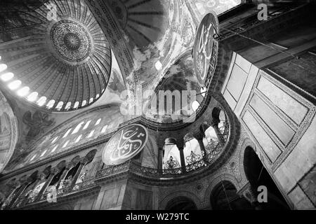 Istanbul, Turchia- Settembre 19, 2017: interno di Hagia Sophia antico monumento ad Istanbul in Turchia Foto Stock