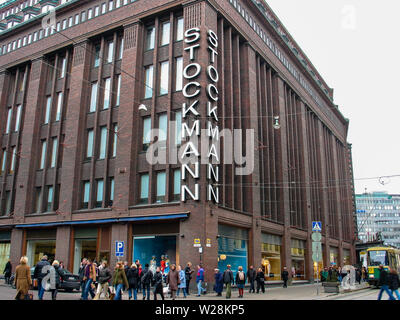 Helsinki, Finlandia - 22 Marzo 2003: Stockman department store nel centro di Helsinki. Foto Stock
